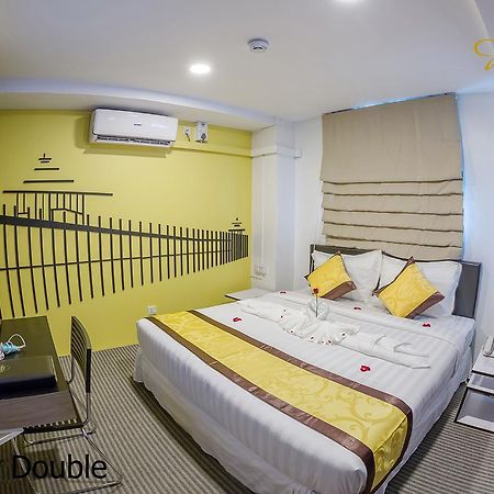 Holiday Season Motel Yangon Eksteriør bilde