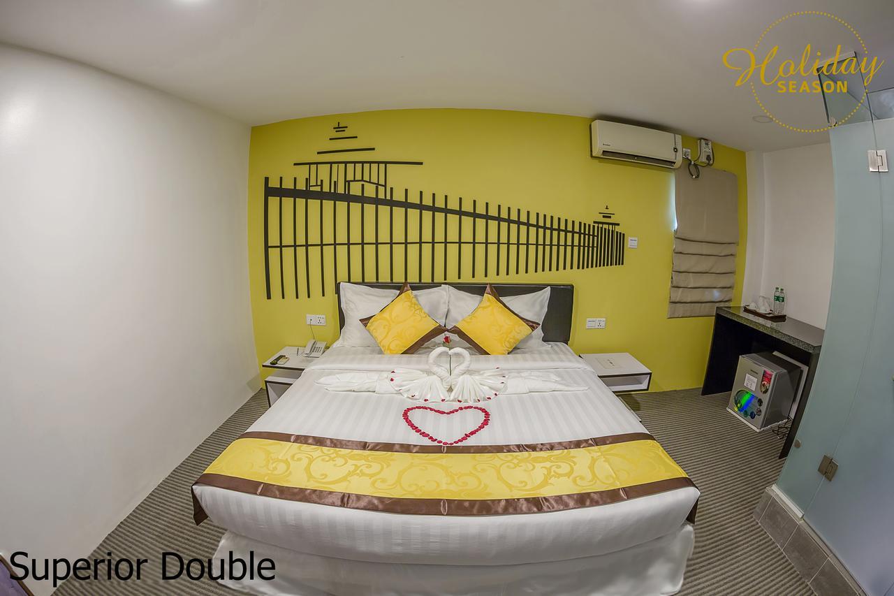 Holiday Season Motel Yangon Eksteriør bilde